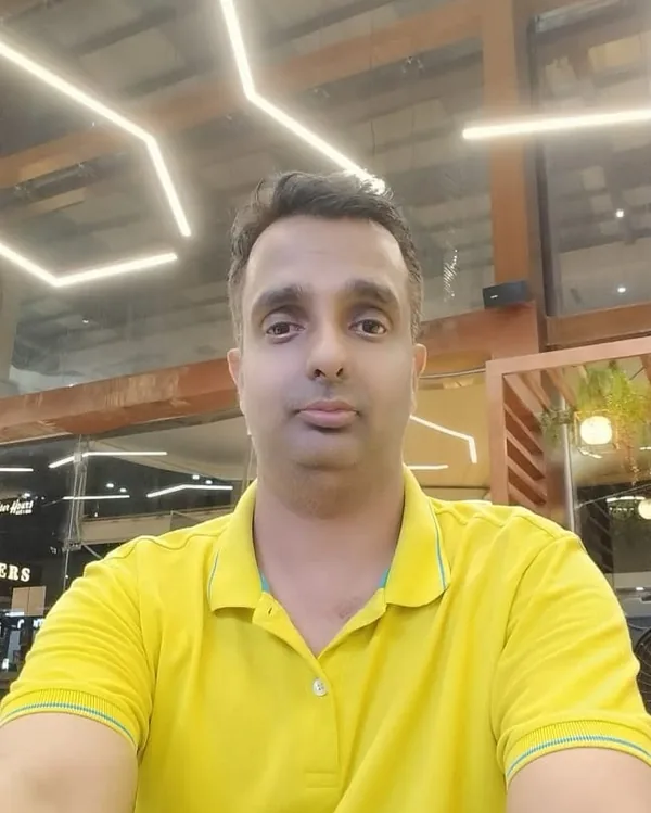 Varun Kumar Riat, SEO expert